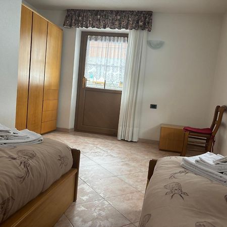 Chalet Bucaneve ซานตา กาเตรีนา วัลฟูร์วา ภายนอก รูปภาพ